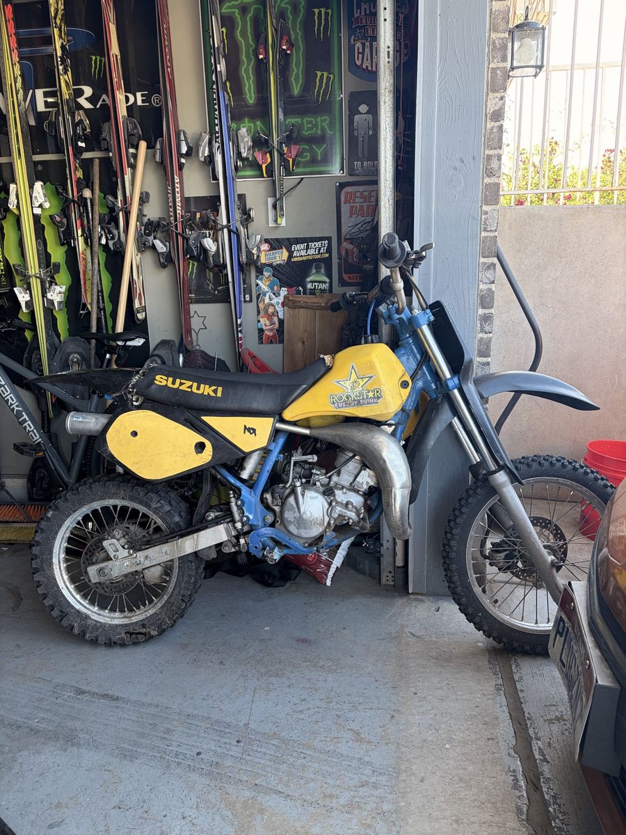Suzuki RM80 Dirt Bike - Vintage Off-Road Motorcycle