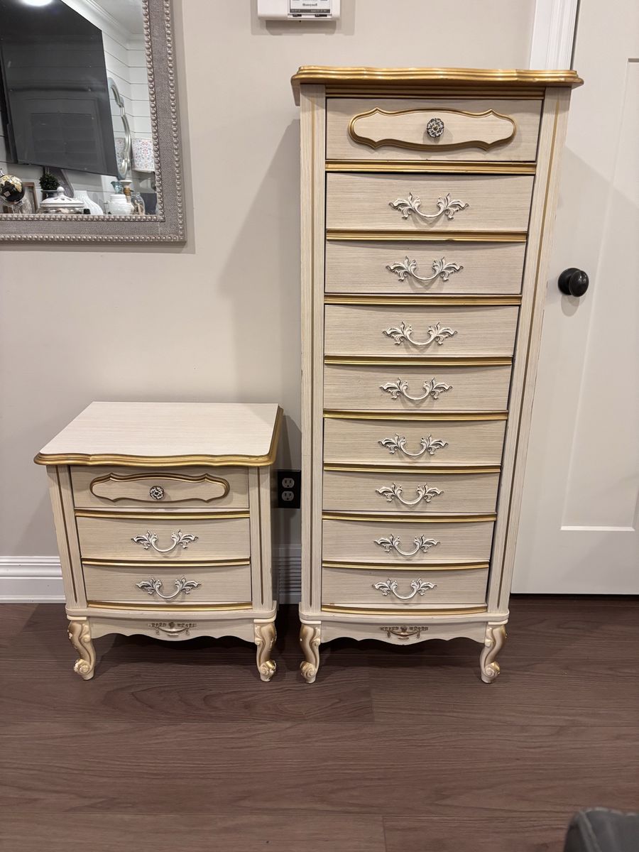 Vintage French Provincial Mid Century Set