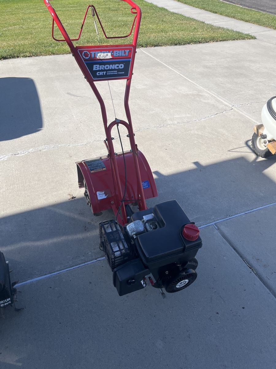 Troy-Bilt Bronco CRT Counter Rotating Tines Rototiller Red