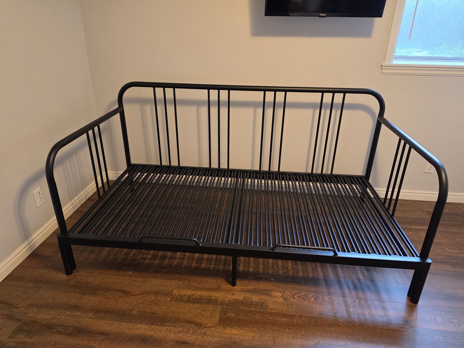 IKEA Fyresdal Daybed, black, Twin Frame.