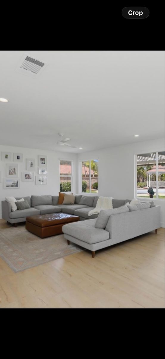 Large Gray Sectional Sofa Couch with Chaise and Ottoman - Spacious Living Room Seating