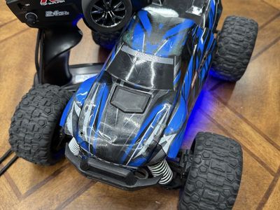Traxxas mini maxx rtr