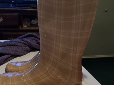 Ugg rainboots