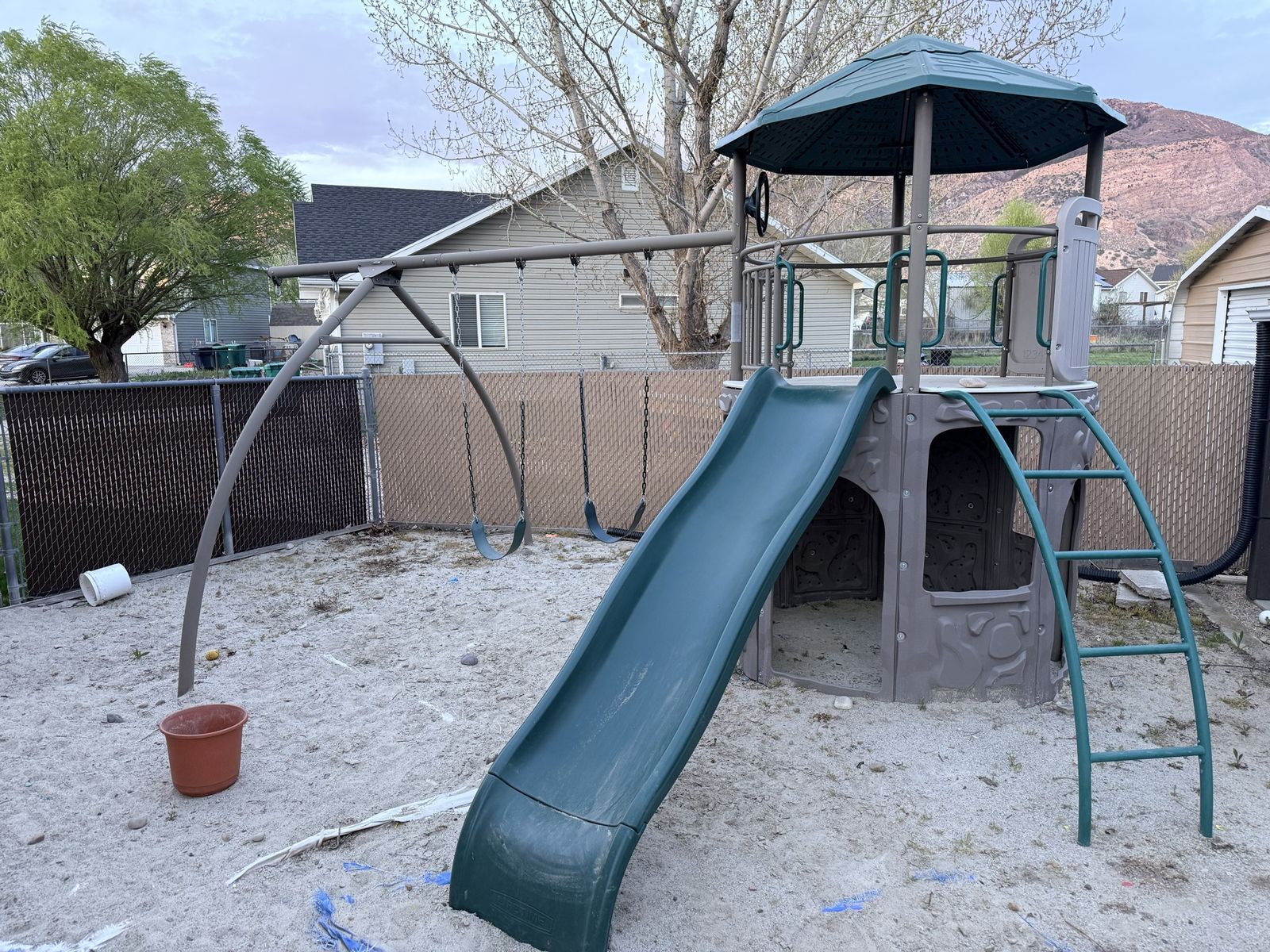 Lifetime playground