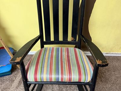 Rocking chair