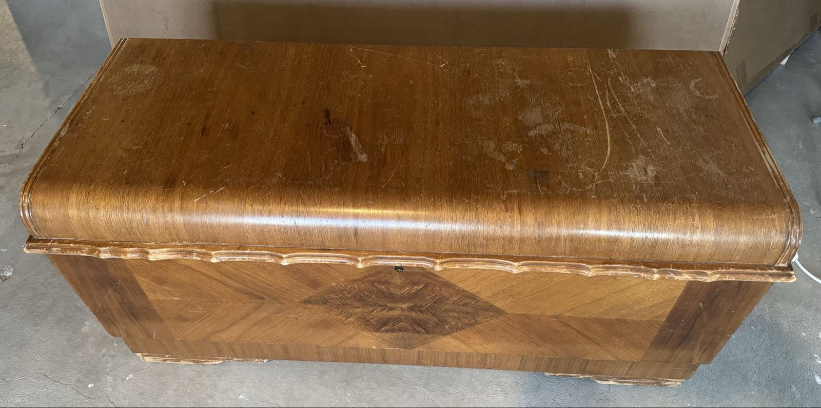 Main image 6