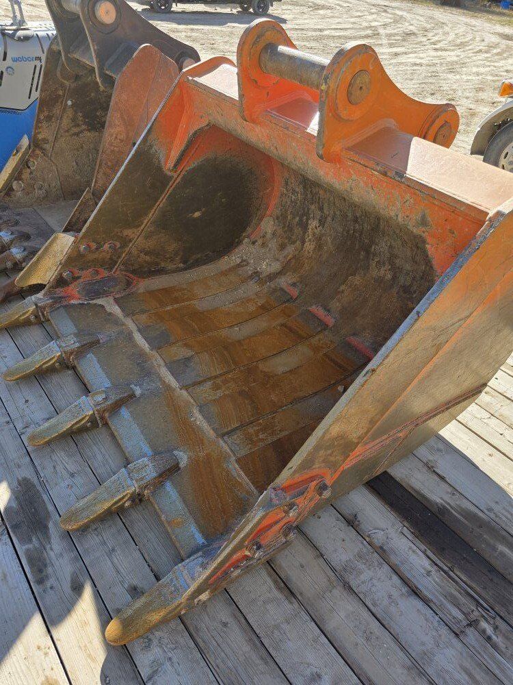 5' digging bucket for 320/210