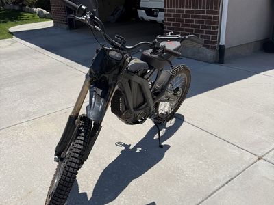 Surron Light Bee. Like new with lots of upgrades.
