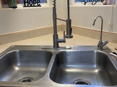 Stainless steal ding and faucets