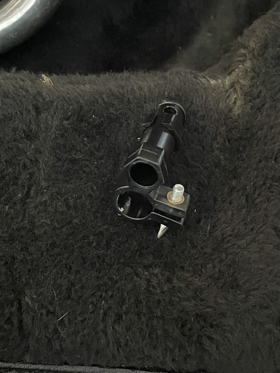 Main image 7