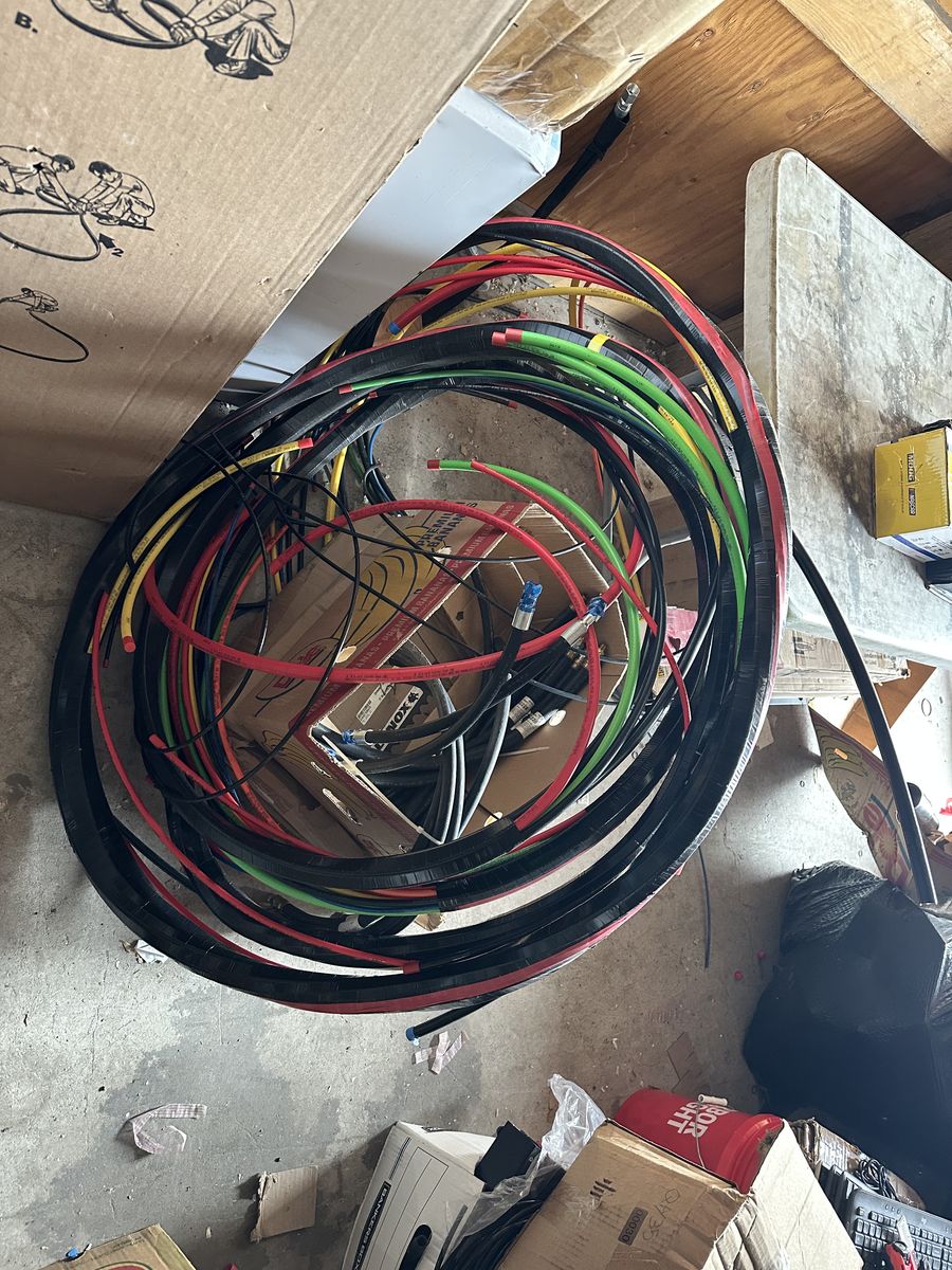 Asst Semi Truck Hoses - Air Brake Etc