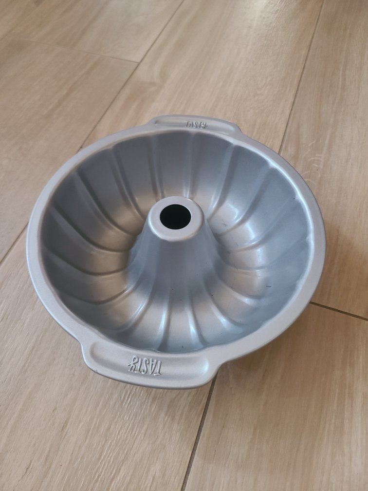 Tasty Fluted Bundt Cake Pan Nonstick Baking Mold Kitchen Bakeware Silver