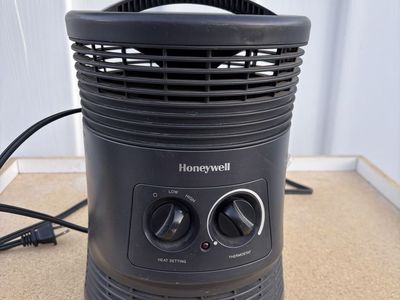 Honeywell space heater perfect for under a desk