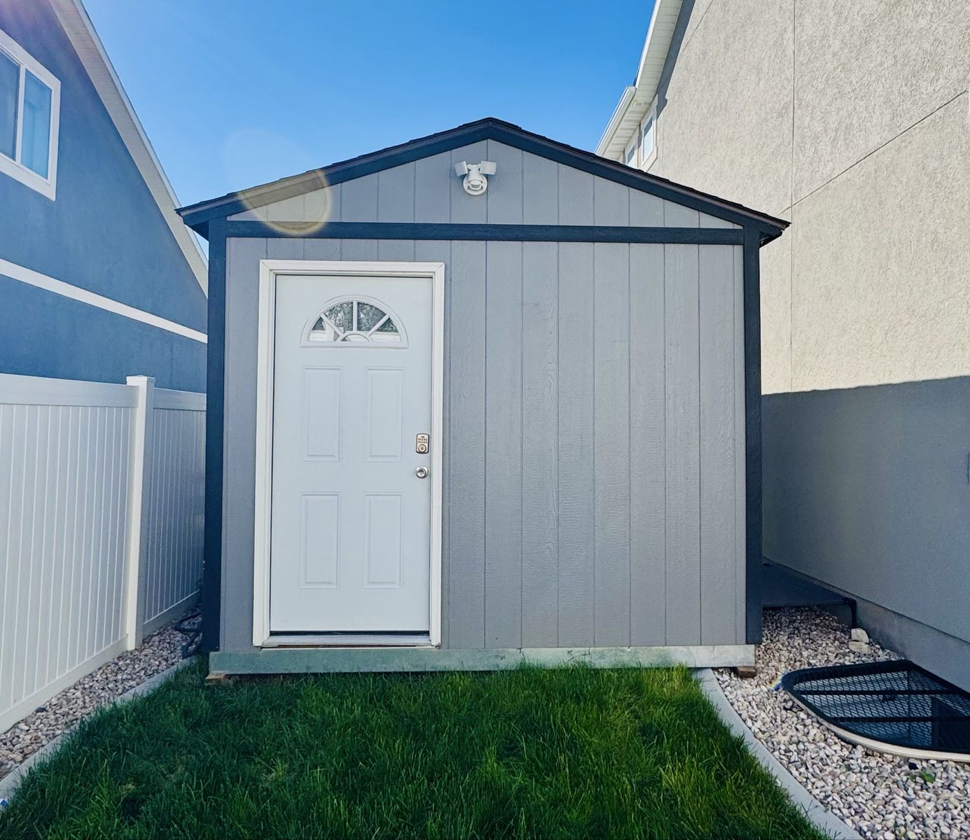 10'x12' Tuff Shed with Bosch 12,000 BTU Mini Split. She shed or detached office