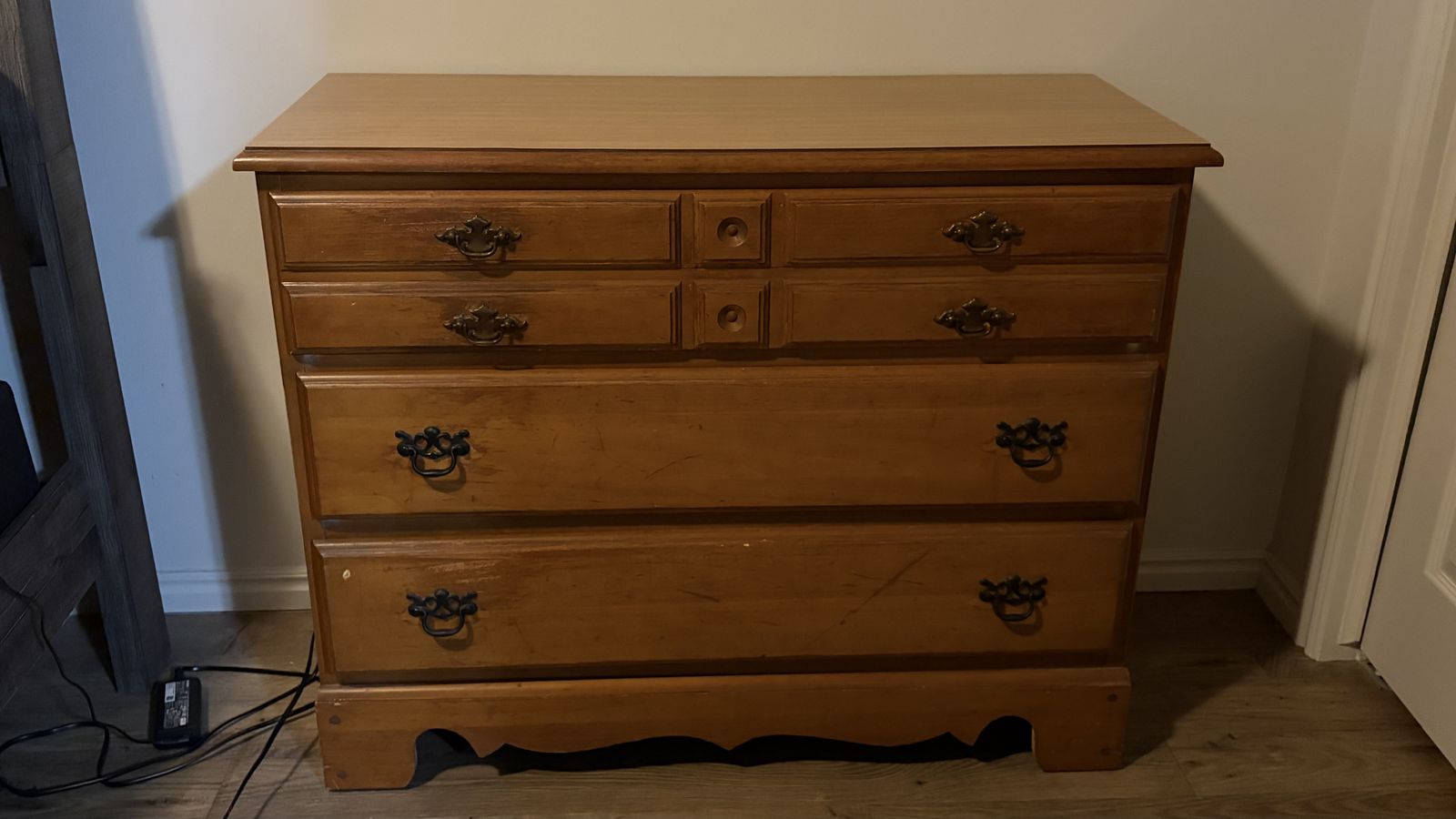 Main image 4