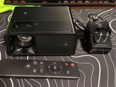 Mini Projector (Like New)