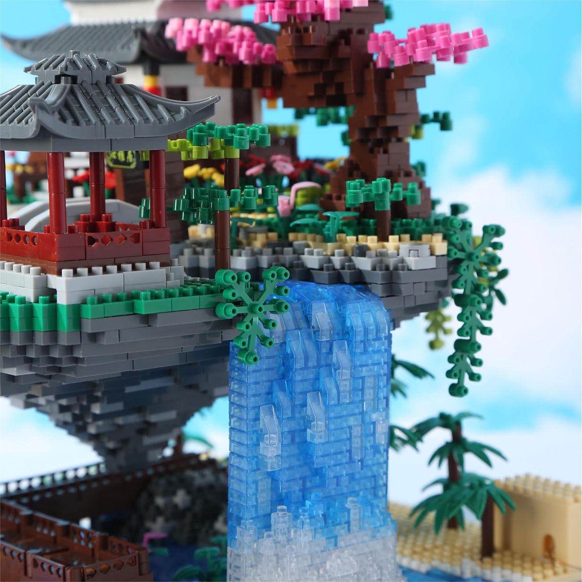 Main image 4
