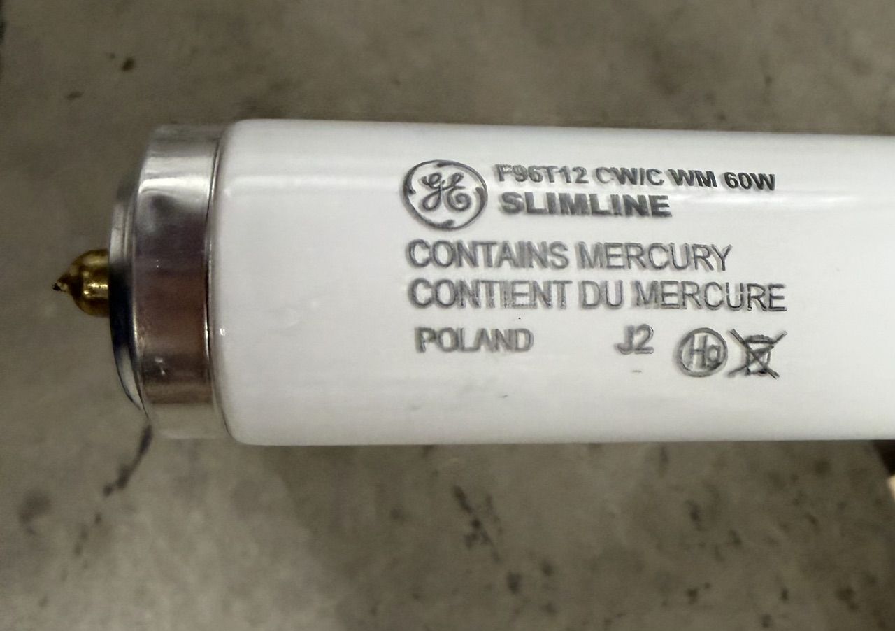 2 New 96' F96T12 CW/C WM 60 Watt Single Pin Lamps $10