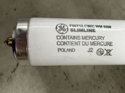 2 New 96' F96T12 CW/C WM 60 Watt Single Pin Lamps $10