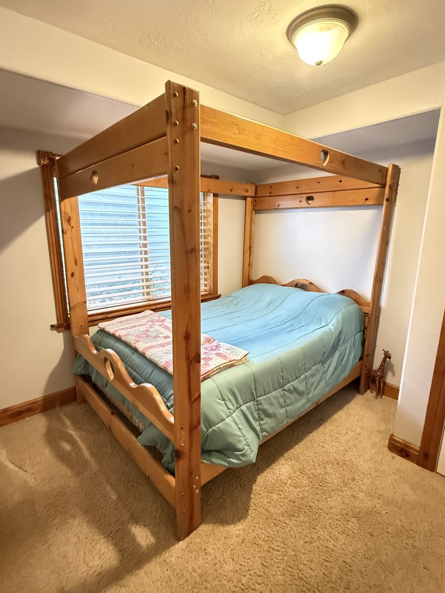 Pine wood canopy double bed