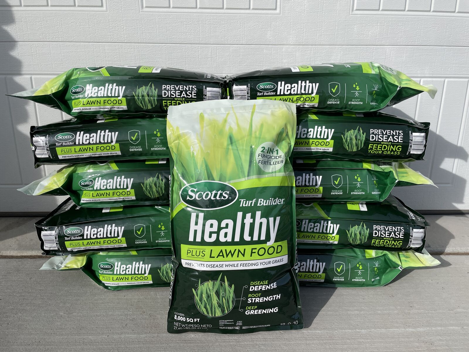 [NEW] Scotts 8,000sq ft Turf Builder Healthy Lawn Food + 2-in-1 Fungicide Fertilizer