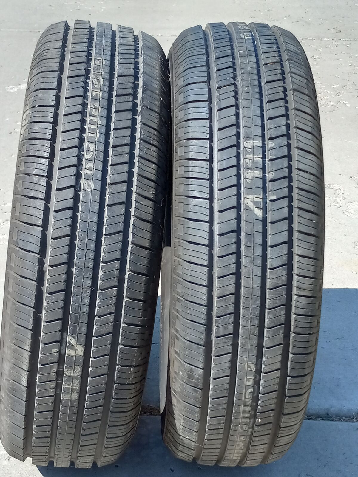GENERAL AMERI GS60 P215/70 R15
