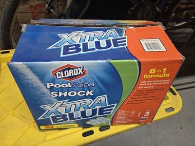 Clorox Pool & Spa Shock XTRA BLUE 6-in-1 Formula, 24 x 1lb Bags, Algae & Bacteria Killer