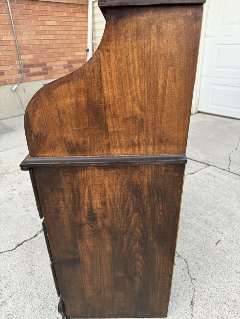 Main image 4