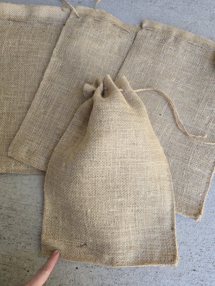 lot of 69 burlap natural Drawstring bags