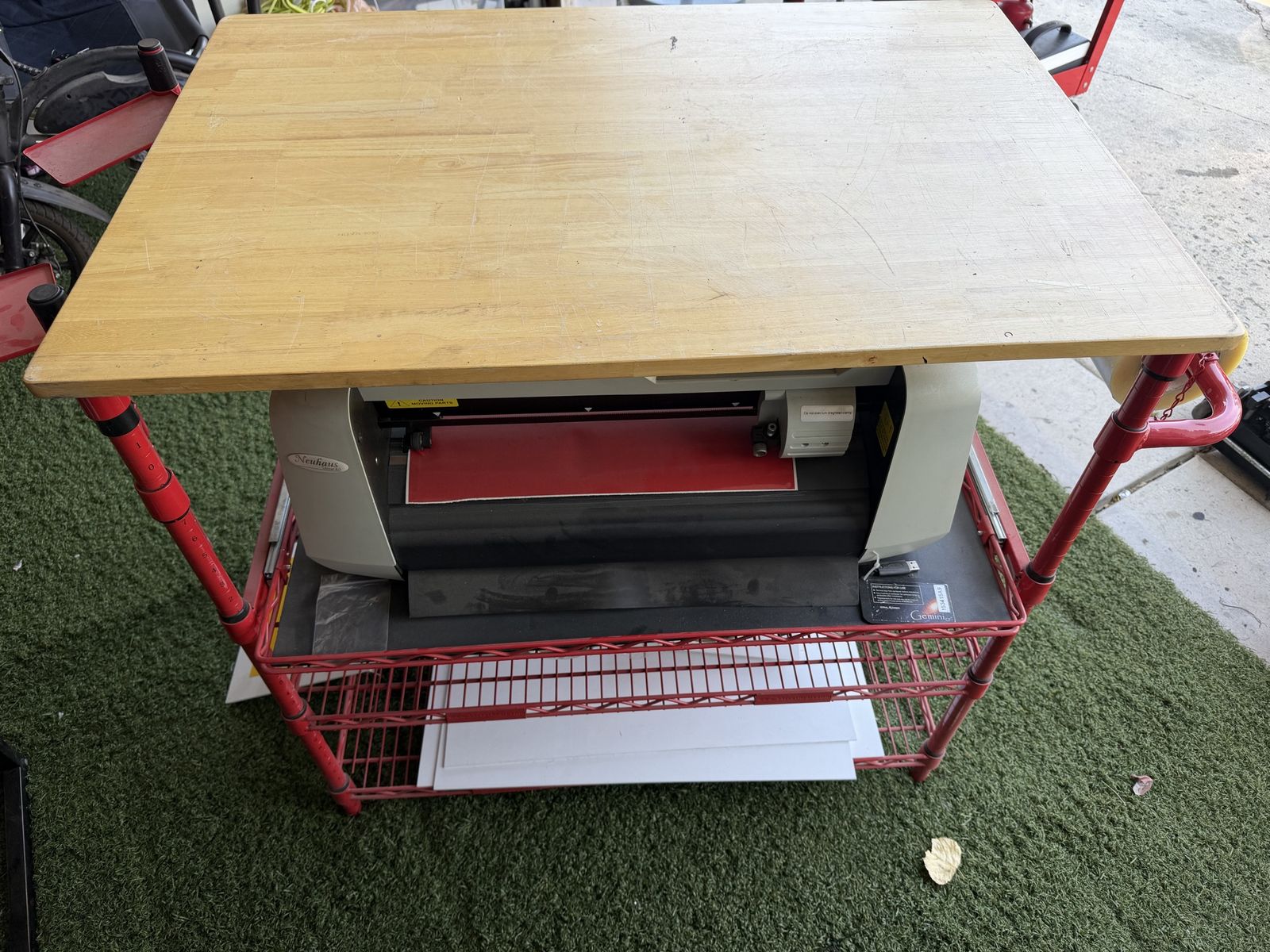 Neuhaus Vector 6.0 Vinyl Cutter Plotter – Complete Working Setup