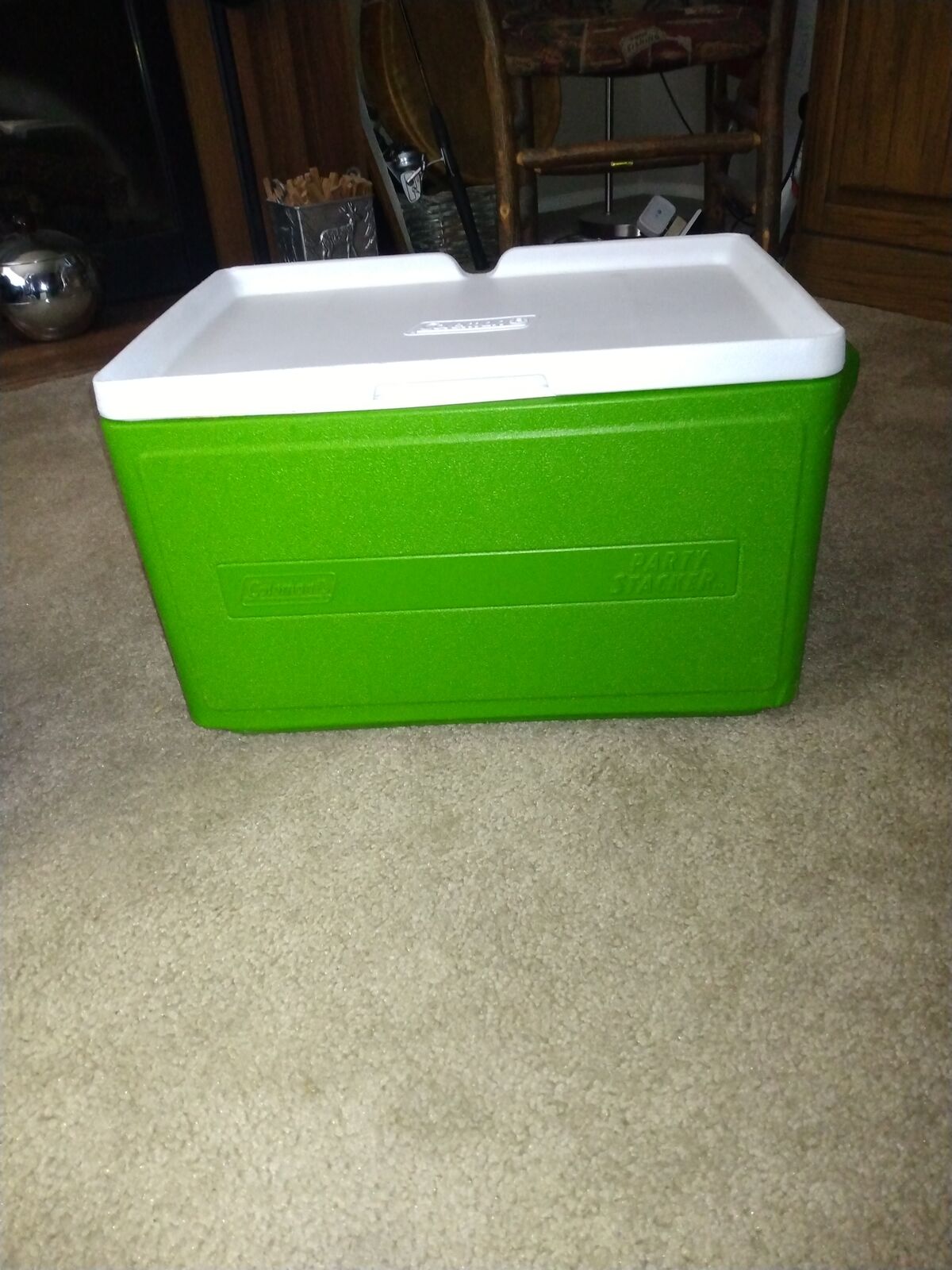 Coleman 48 can party stacker