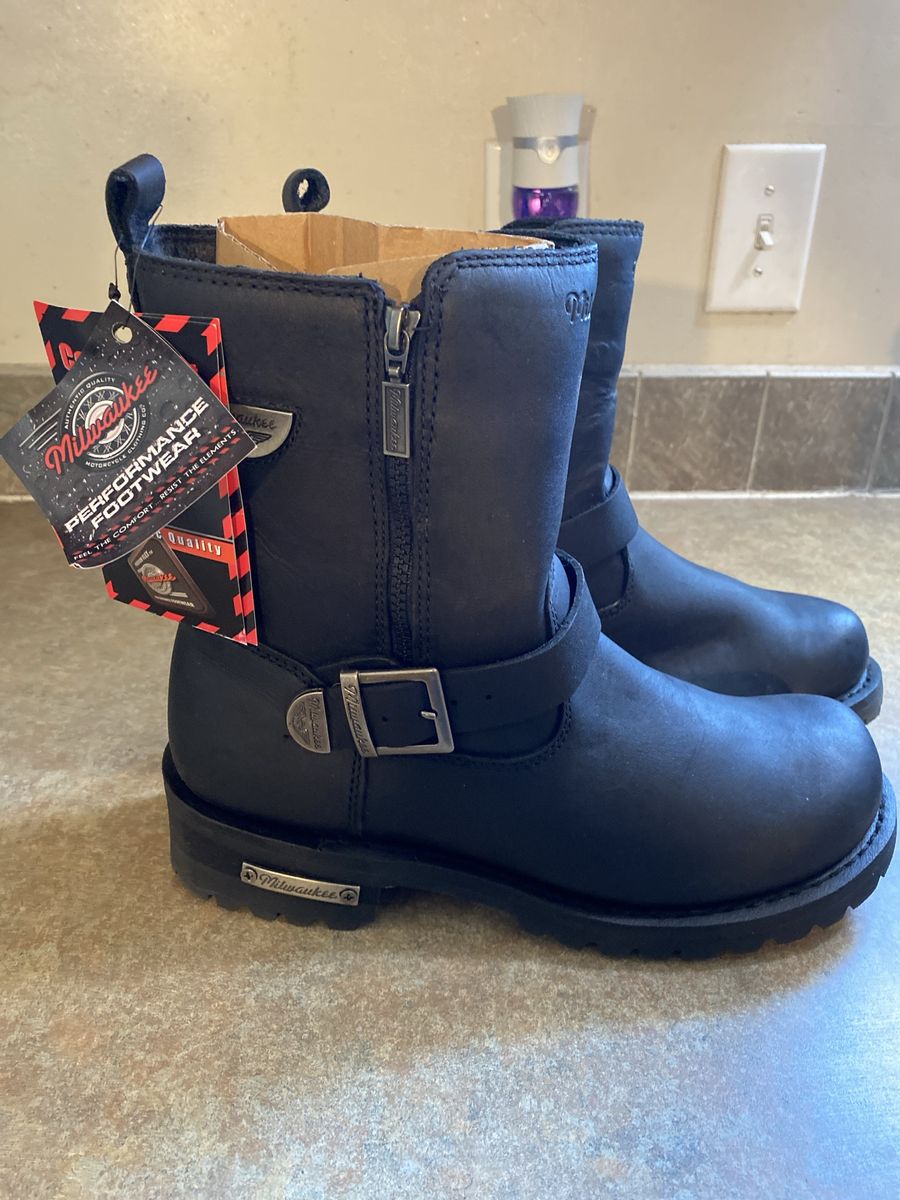 Milwaukee boots