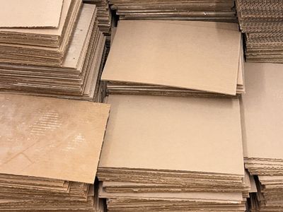 Cardboard Sheets, boxes for Packing & Shipping -