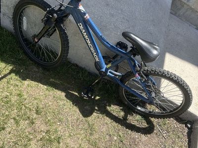 Boys 20 inch diamondback bike