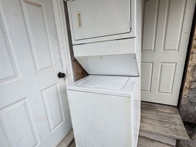 Meadow, Ut Whirlpool stacking, slim thin washer dryer