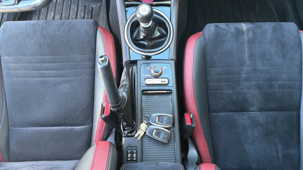 Main image 7
