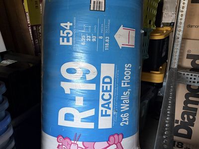 Owens Corning R-19 Pink Faced Fiberglass Batt Insulation 118.83 sq ft for 2x6 Walls & Floors