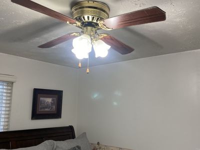 2 Vintage Brass & Wood Ceiling Fan with 3-Light Fixture - Fully Functional 42 in