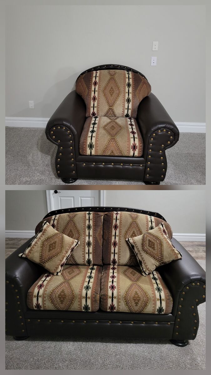 A  LOVE SEAT AND CHAIR ️