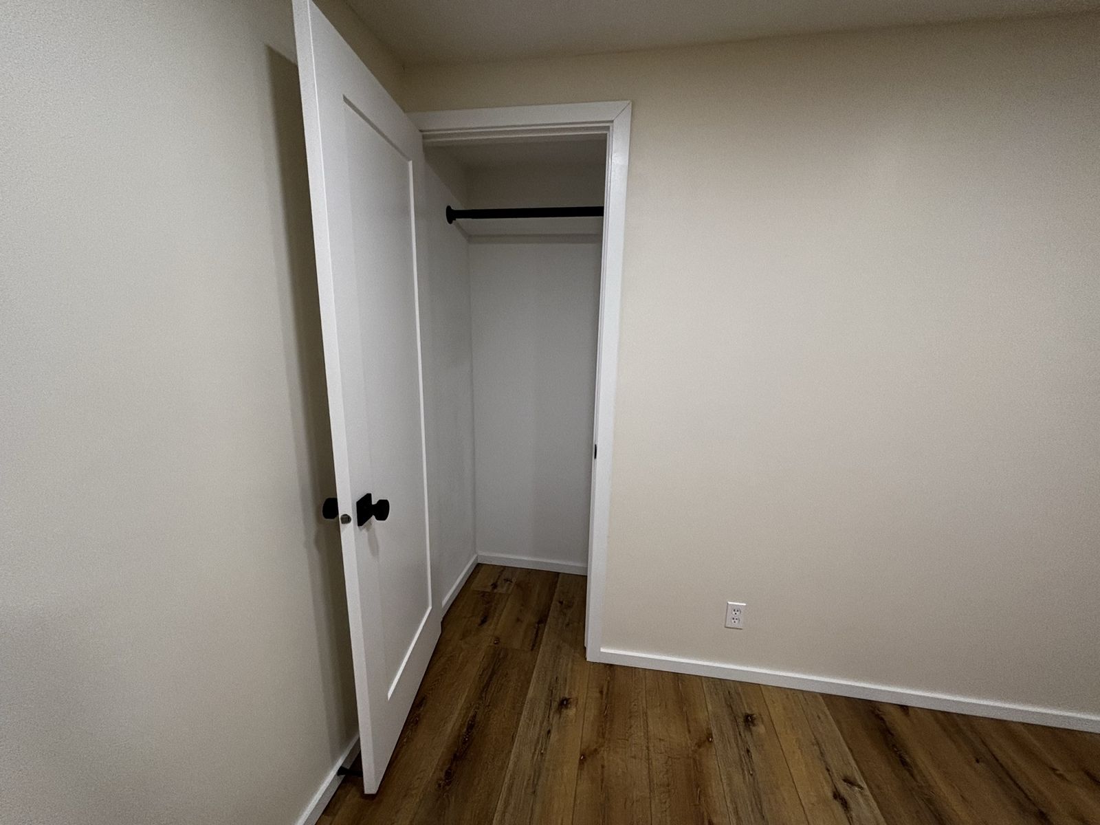 Main image 14