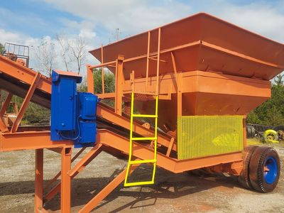 Surge Bin with Conveyor Belt – Feed Hopper - 8 Ton Capacity for Asphalt, Gravel, or Mining