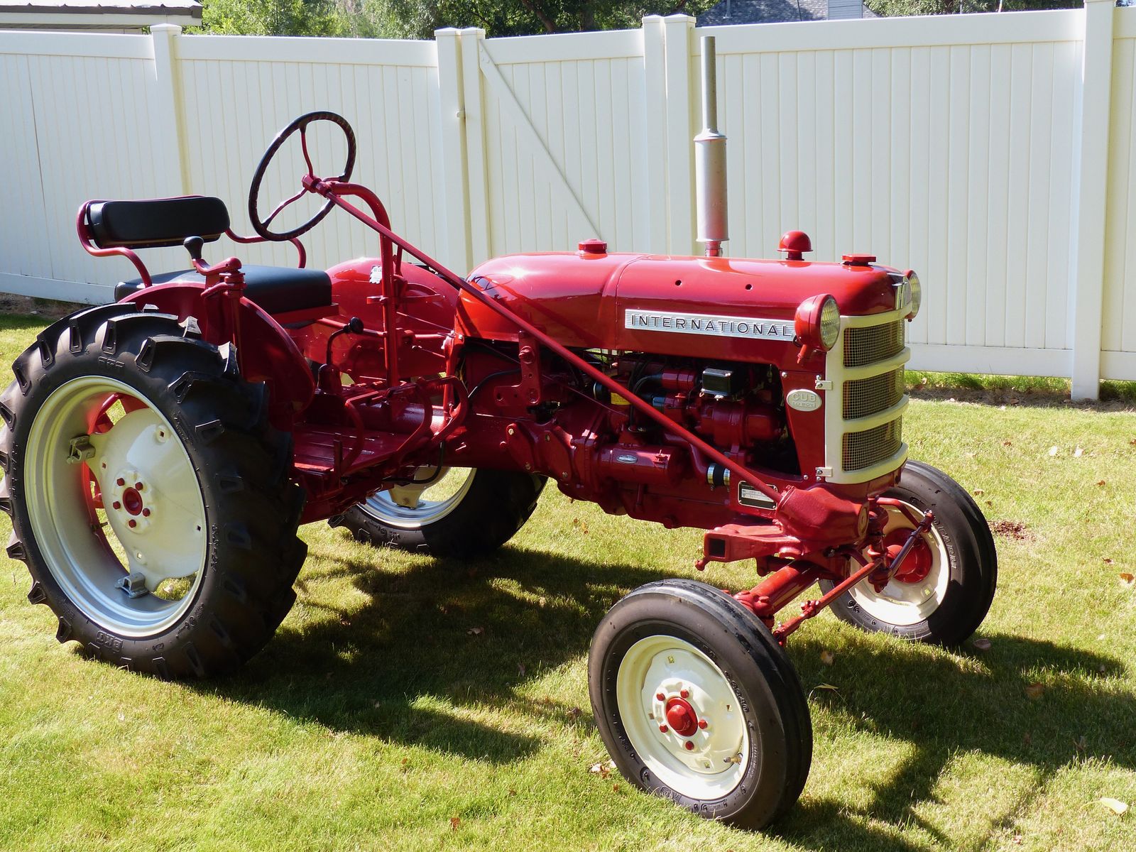 Farmall Cub Lo Boy   Immaculate condition
