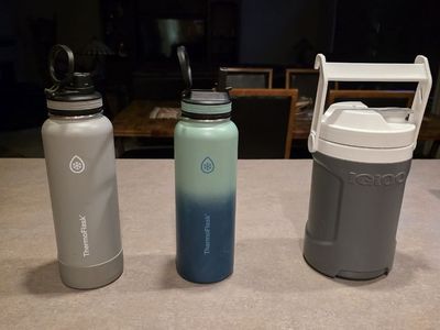 3 Very Nice Jugs... Excellent condition..All 3 for 1 price