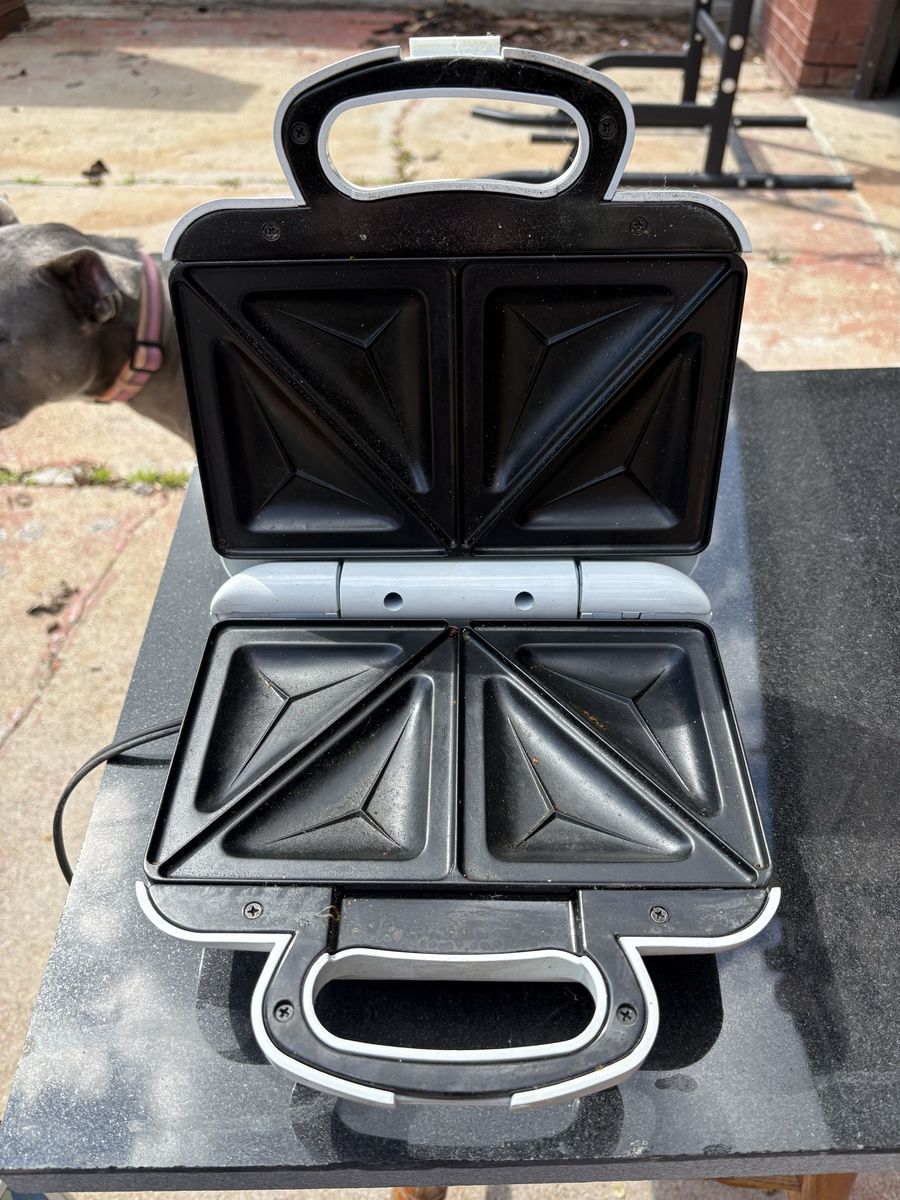 Toastmaster Snackster Sandwich Maker