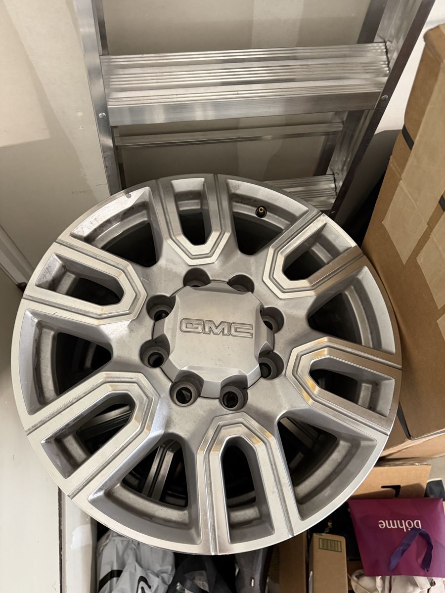 OEM GMC Sierra 2500HD 20” Wheels – Set of 4