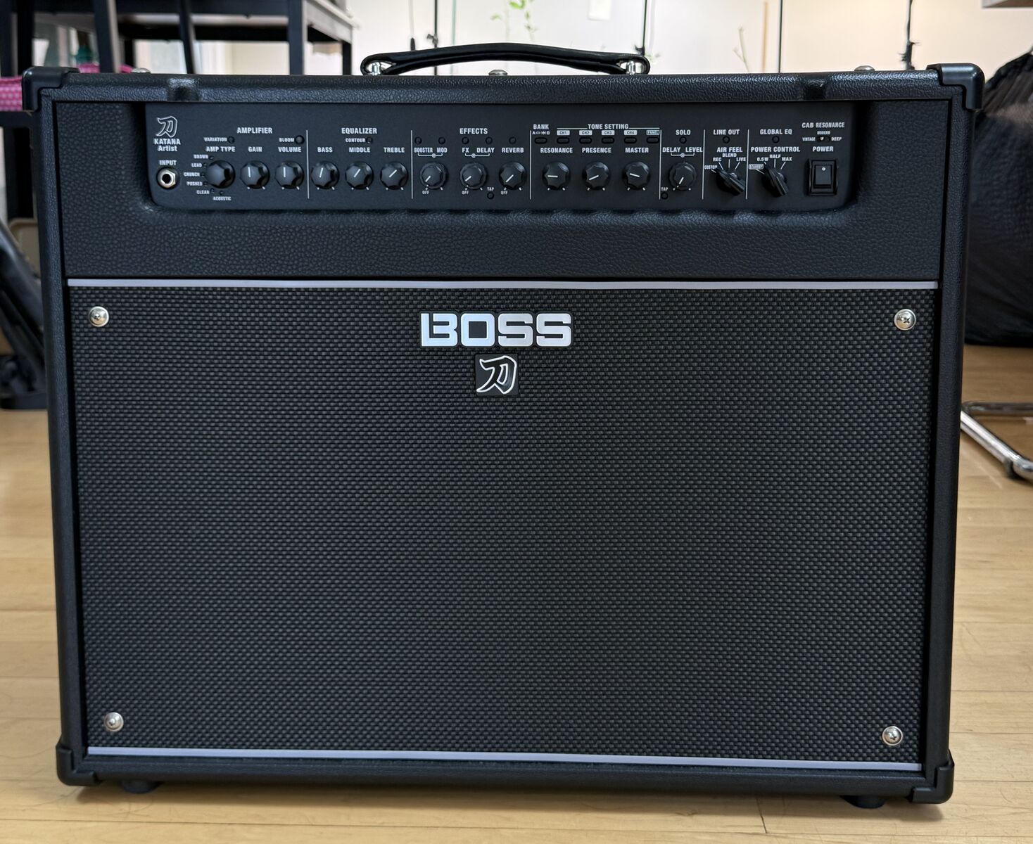 Boss Katana Artist Gen 3 100W * Like-New * w/ Boss Cover