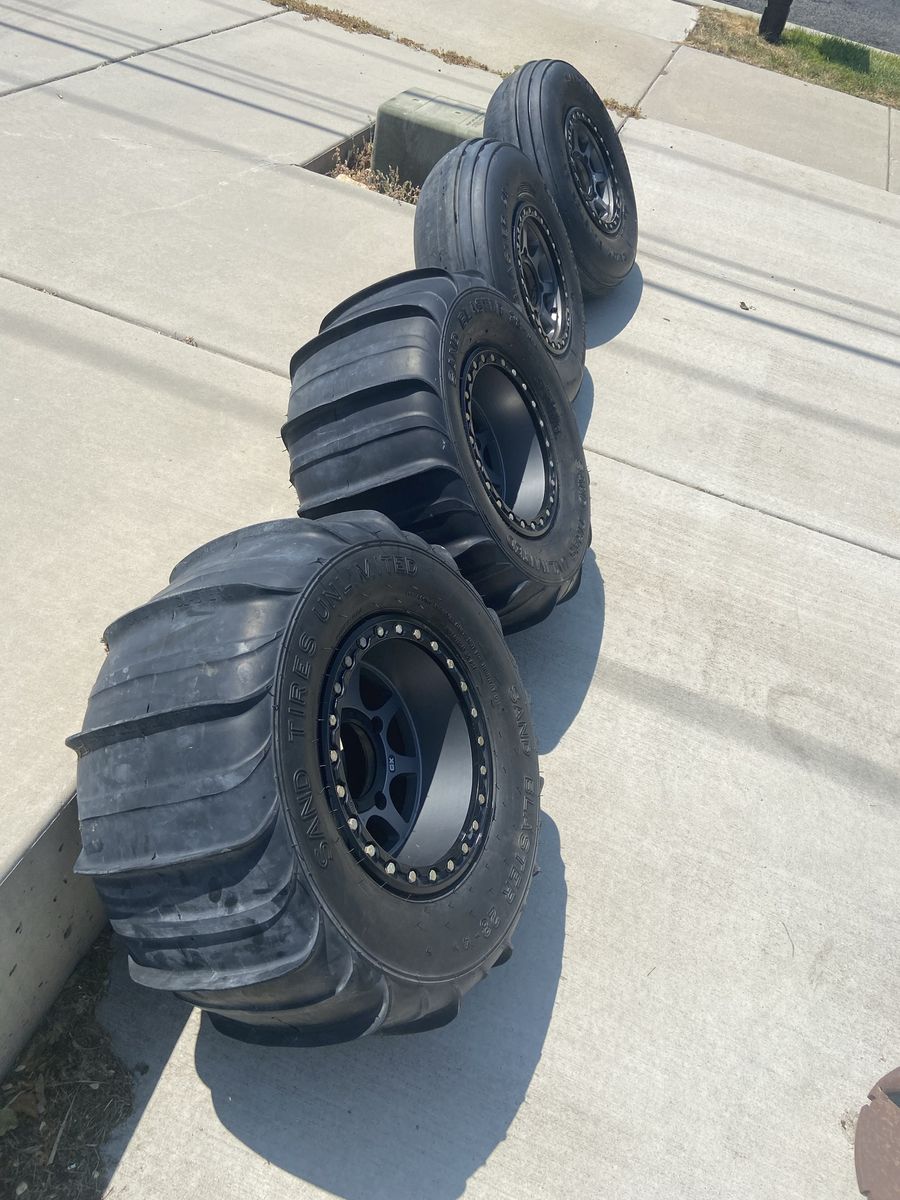 Sand Tires Unlimited Sand Blaster 28-14 Paddle Tires on Beadlock Wheels Set of 4