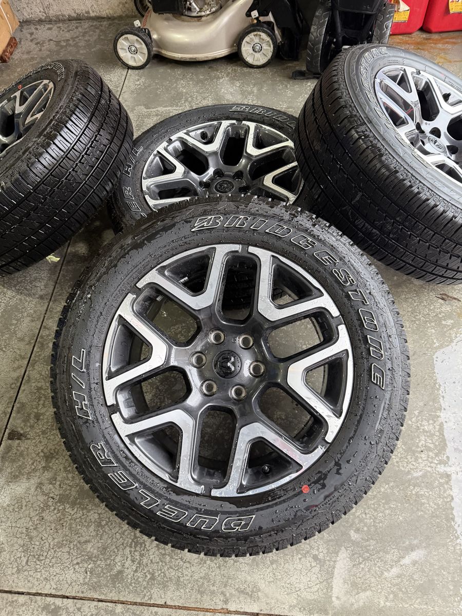 Rim + Tires 2026 Dodge Ram 1500 Take Offs