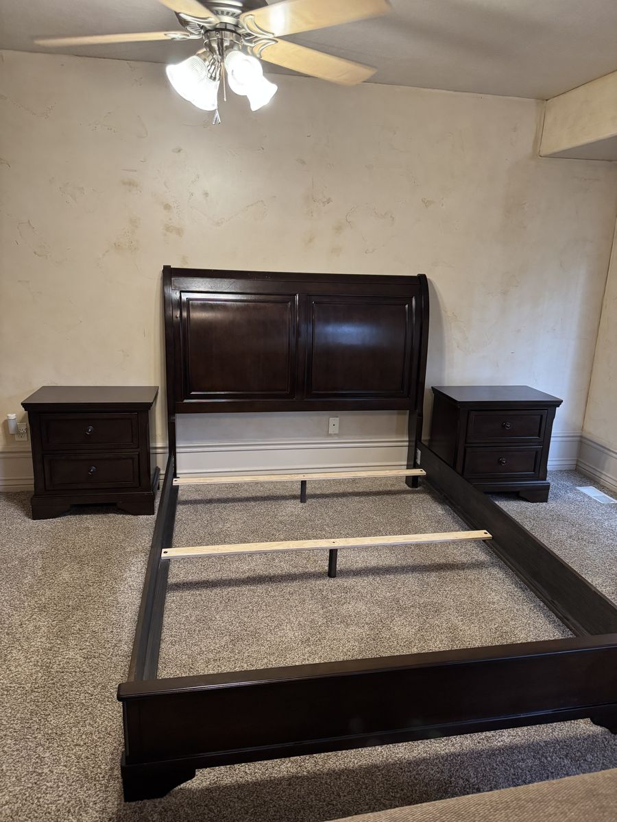 4 piece queen bedroom set