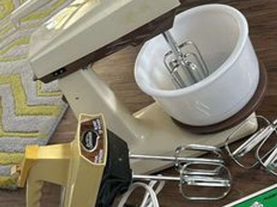 VINTAGE HAMILTON & SUNBEAM MIXERS